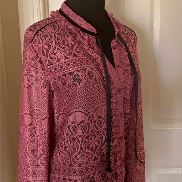 LACE AND VELVET TOP - Picture 2 of 8